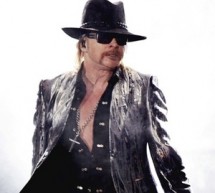 Axl Rose coloca processo em cima do jogo Guitar Hero