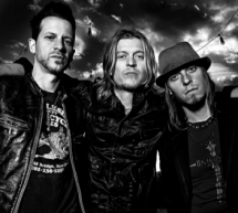 PUDDLE OF MUDD nos Açores a 07 de Agosto